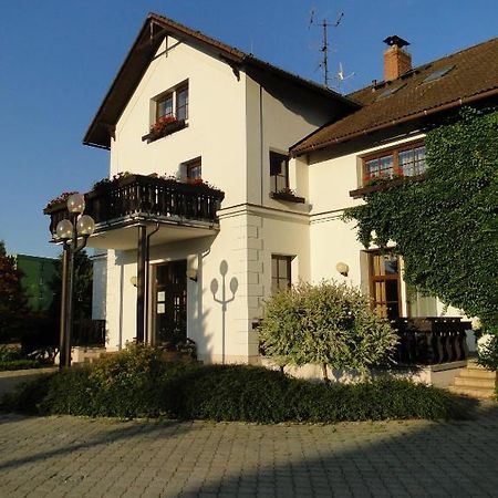 Villa Zerotin Penzion Bed & Breakfast Velké Losiny المظهر الخارجي الصورة