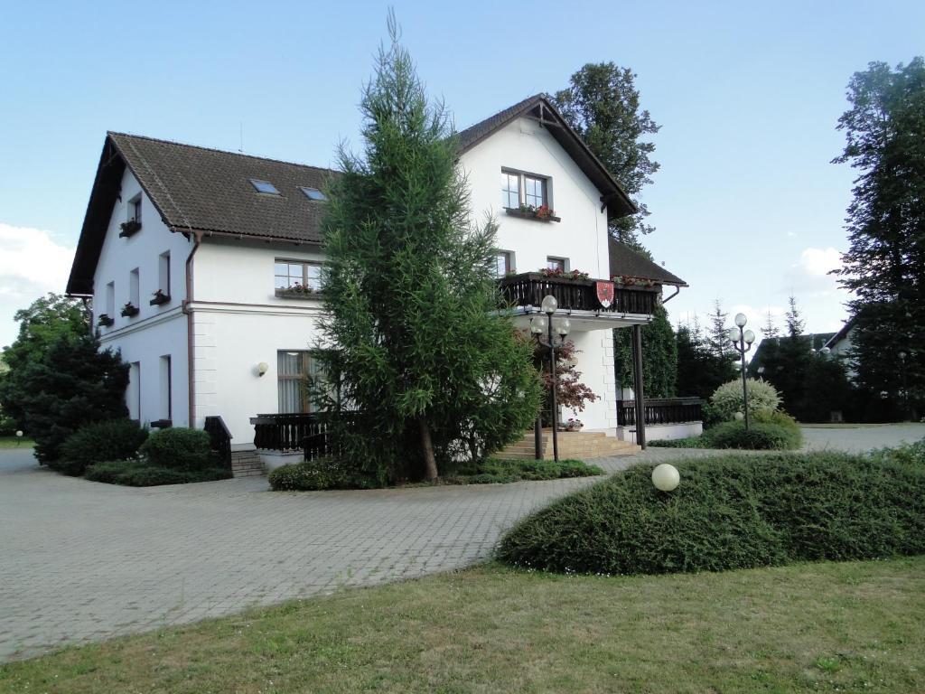 Villa Zerotin Penzion Bed & Breakfast Velké Losiny المظهر الخارجي الصورة